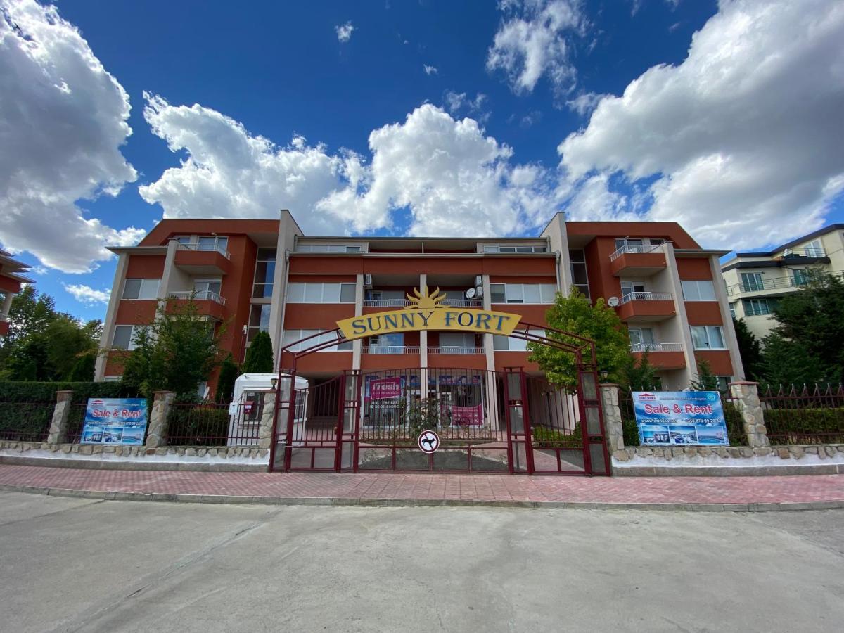 Gt Sunny Fort Apartments Sunny Beach Eksteriør billede