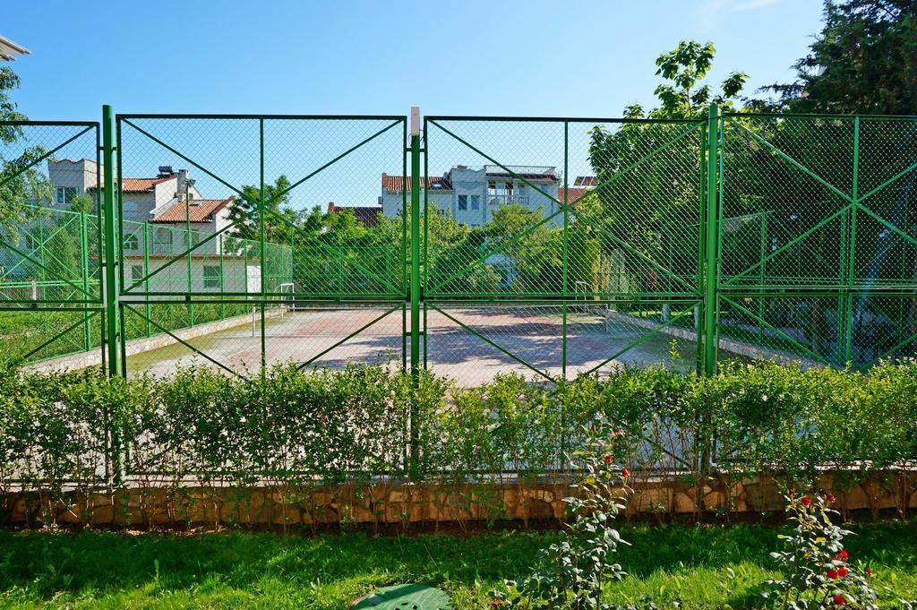 Gt Sunny Fort Apartments Sunny Beach Eksteriør billede